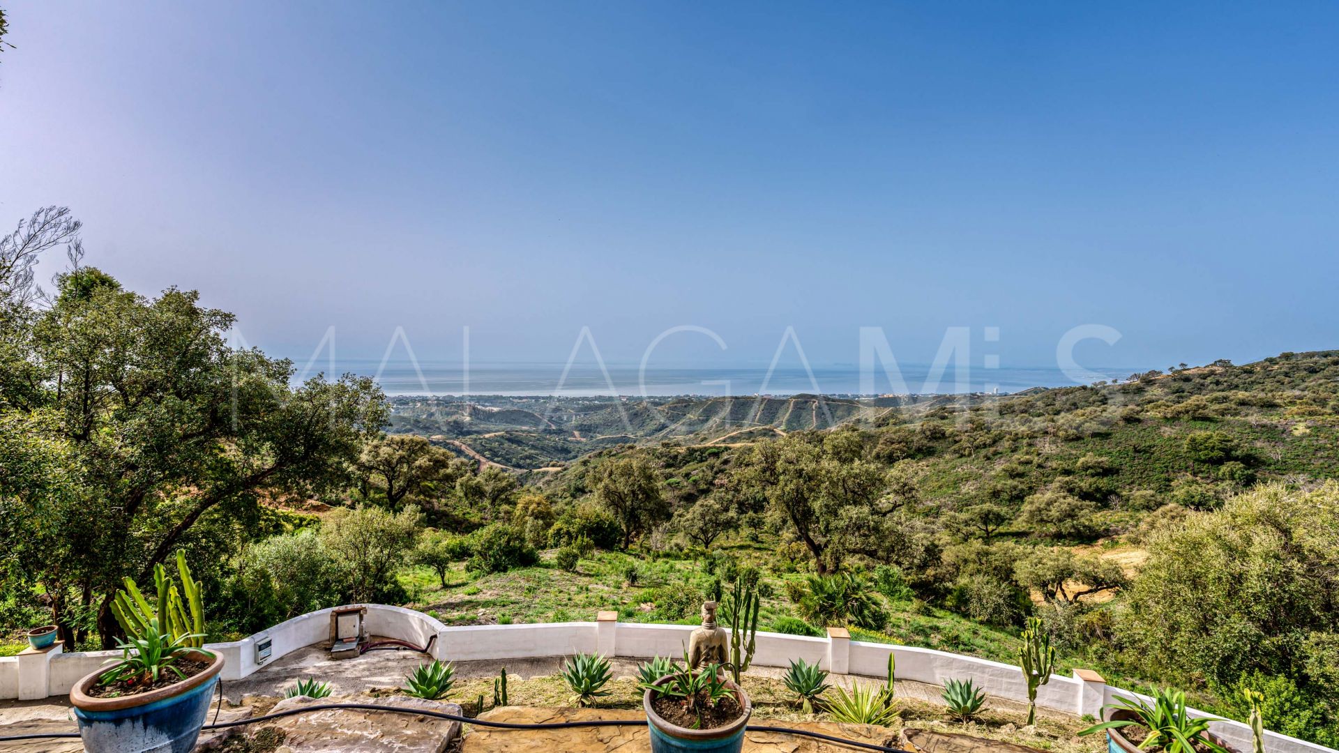 Finca with 7 bedrooms for sale in La Mairena