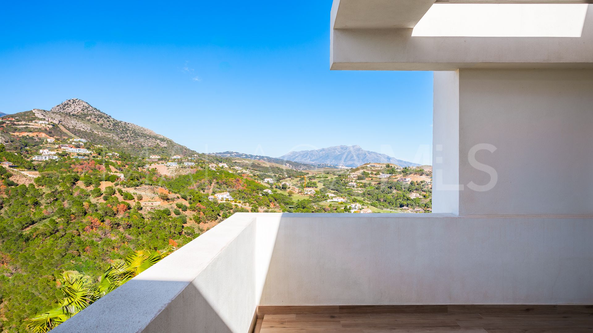 Appartement terrasse for sale in Marbella Club Golf Resort