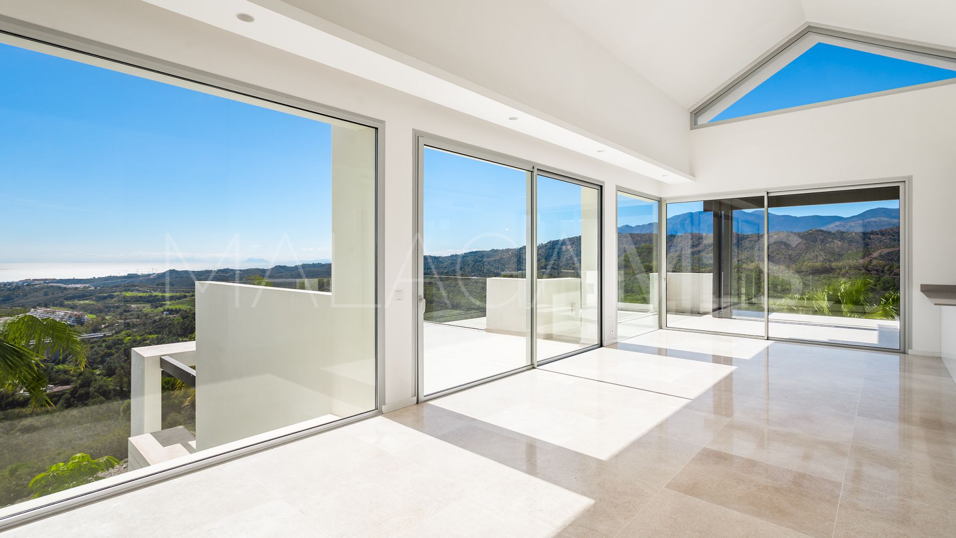 Takvåning for sale in Marbella Club Golf Resort