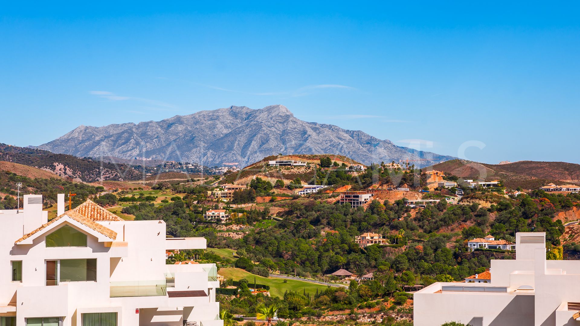 Takvåning for sale in Marbella Club Golf Resort