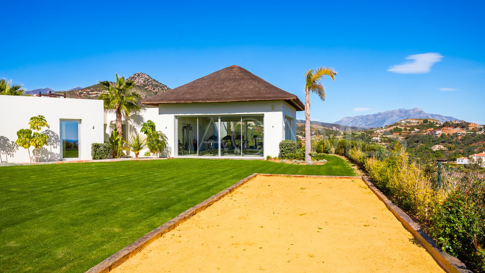 Takvåning for sale in Marbella Club Golf Resort