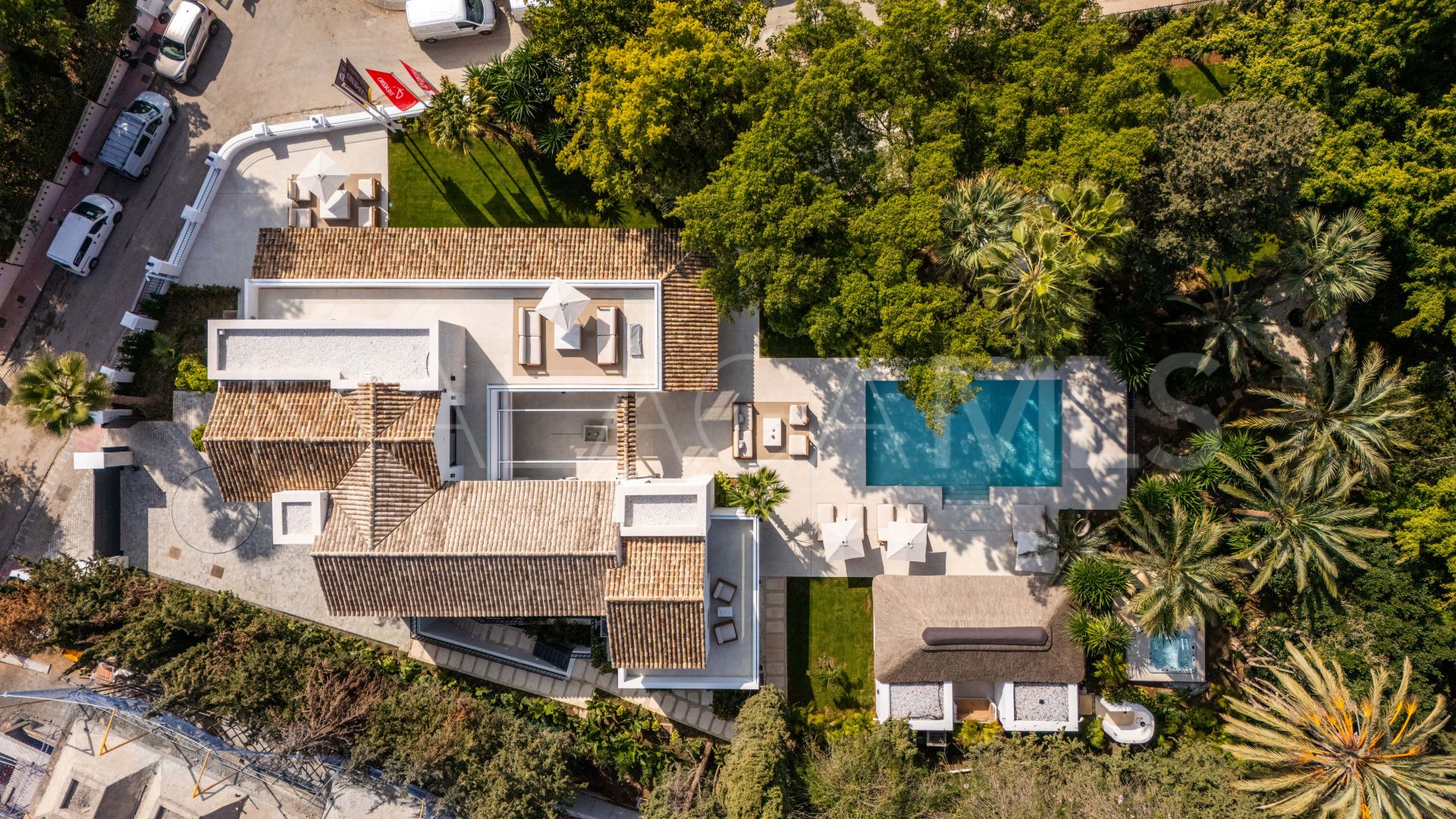 Villa for sale in Las Brisas del Golf with 5 bedrooms