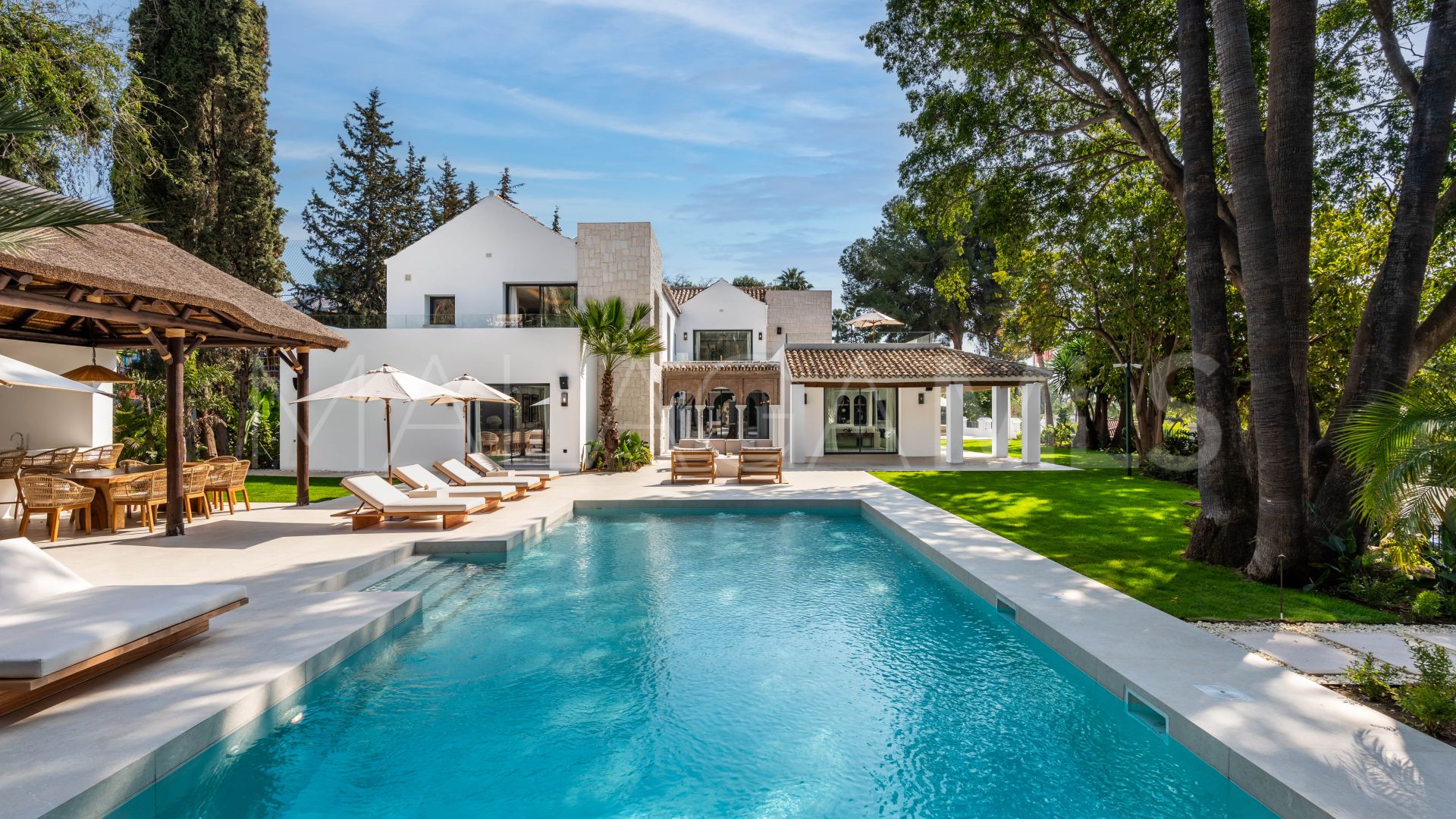 Villa for sale in Las Brisas del Golf with 5 bedrooms