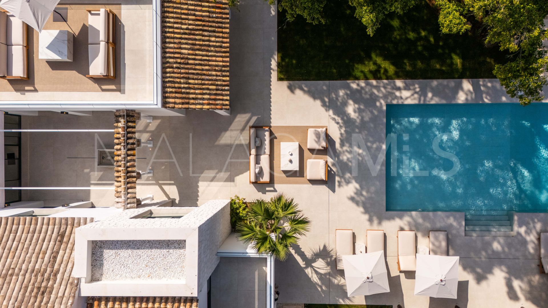 Villa for sale in Las Brisas del Golf with 5 bedrooms