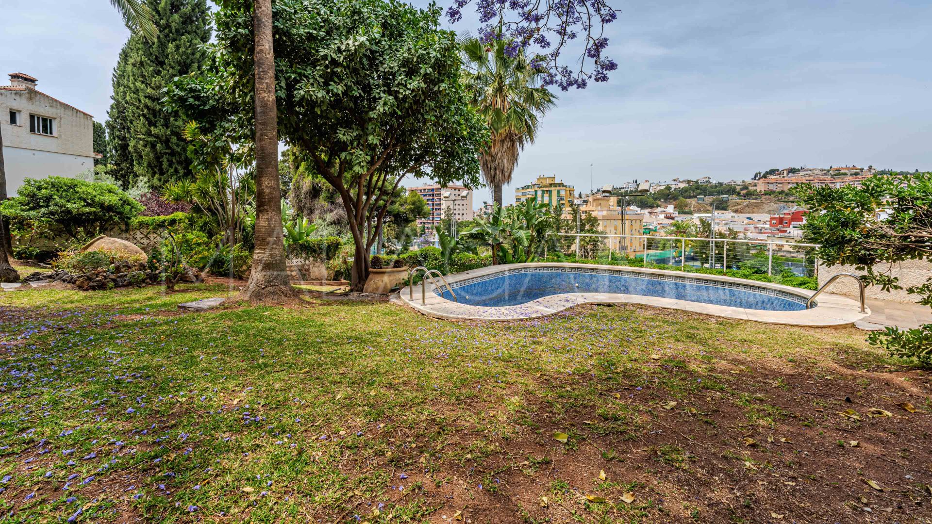 Villa for sale in El Candado