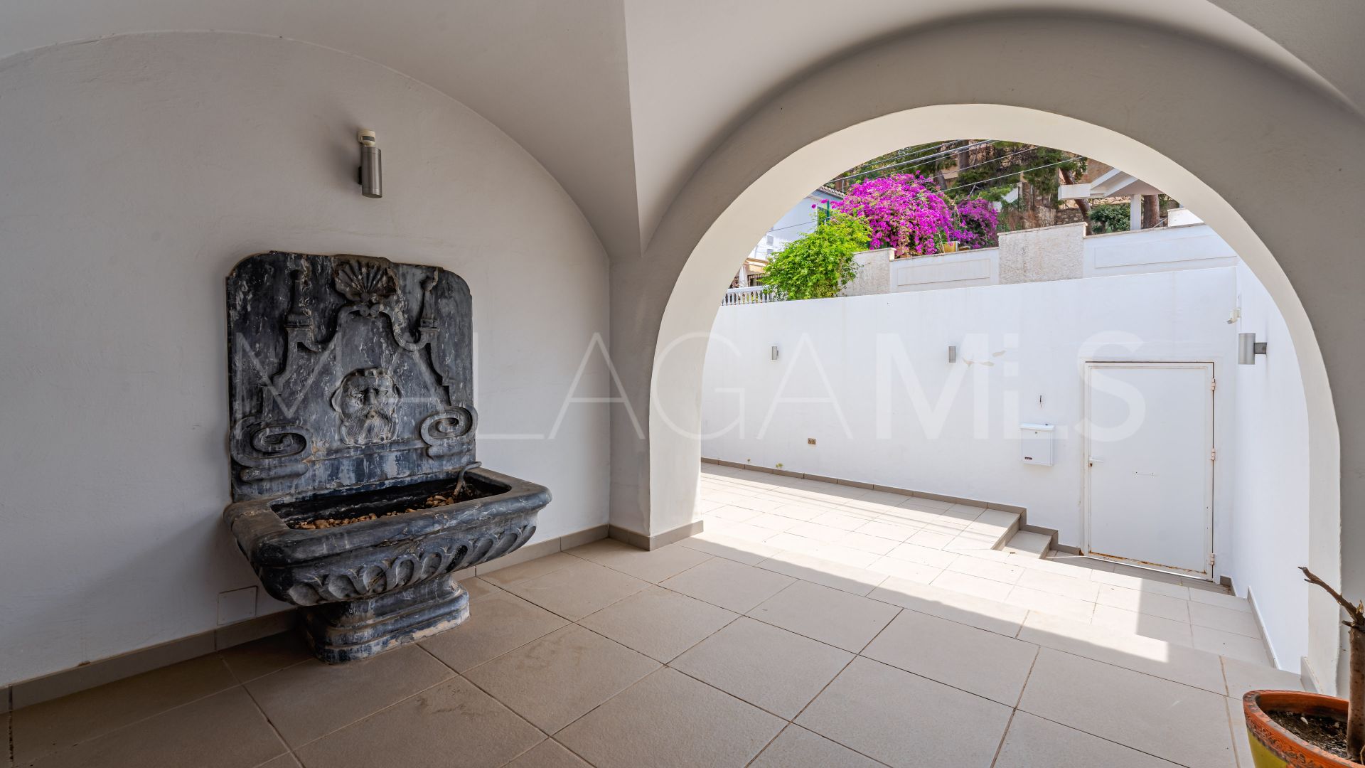 Villa for sale in El Candado