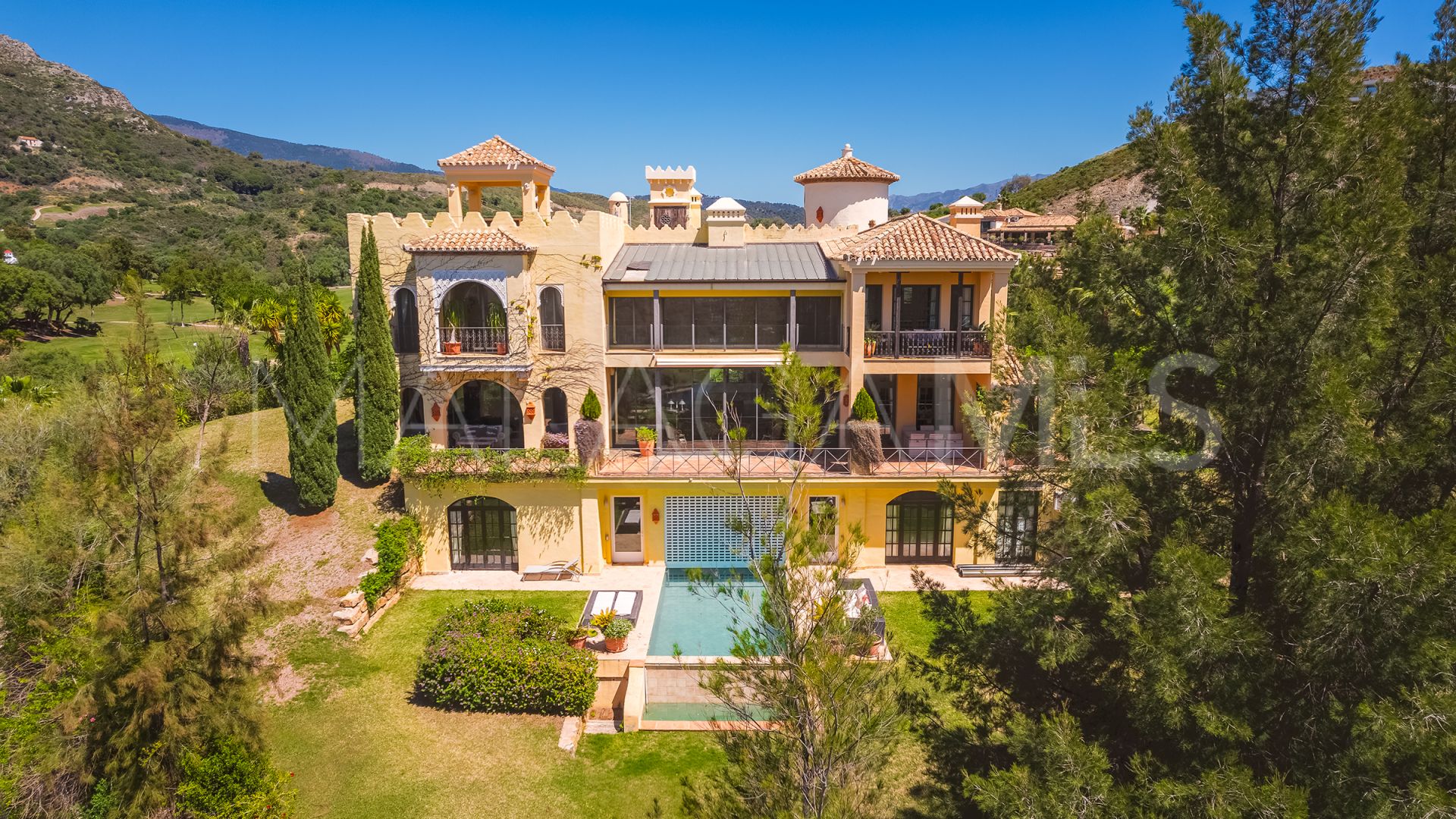 Se vende villa in Marbella Club Golf Resort de 7 bedrooms