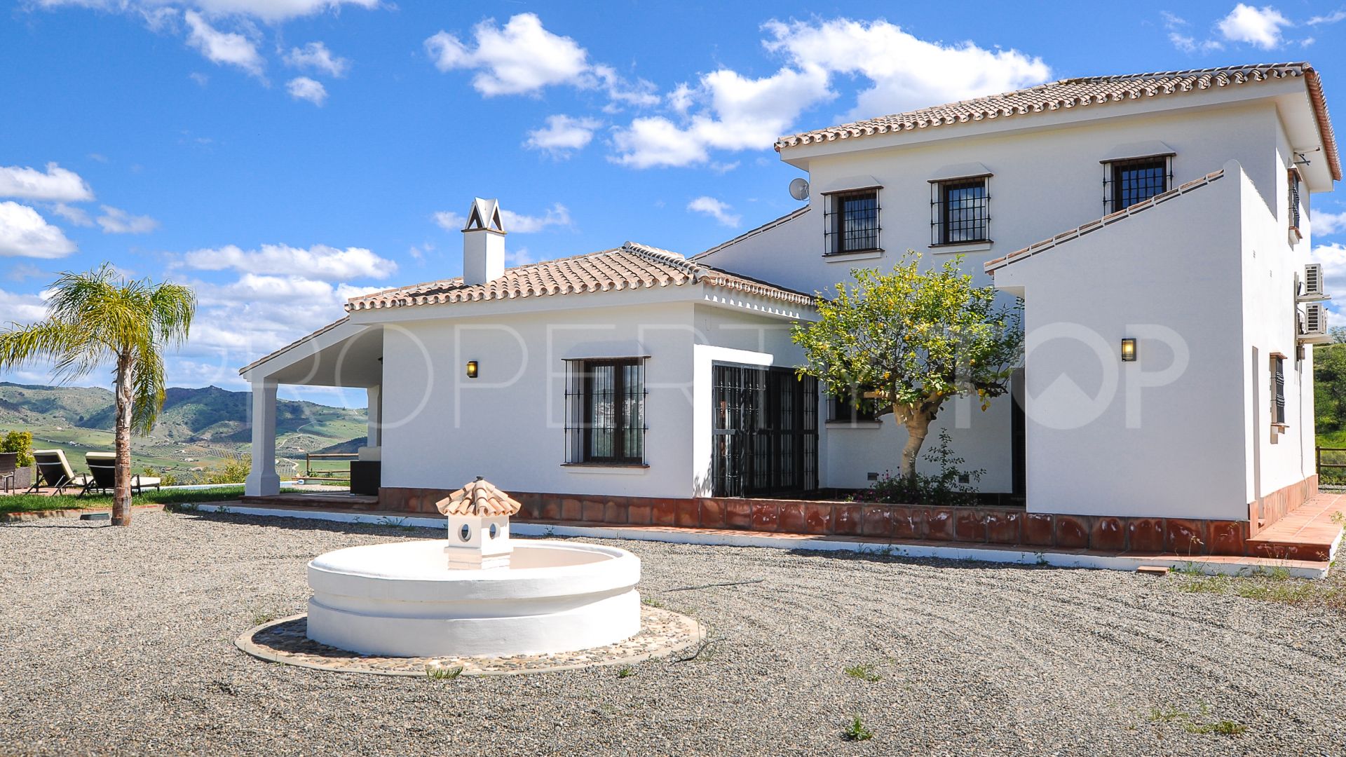 Alora 4 bedrooms finca for sale