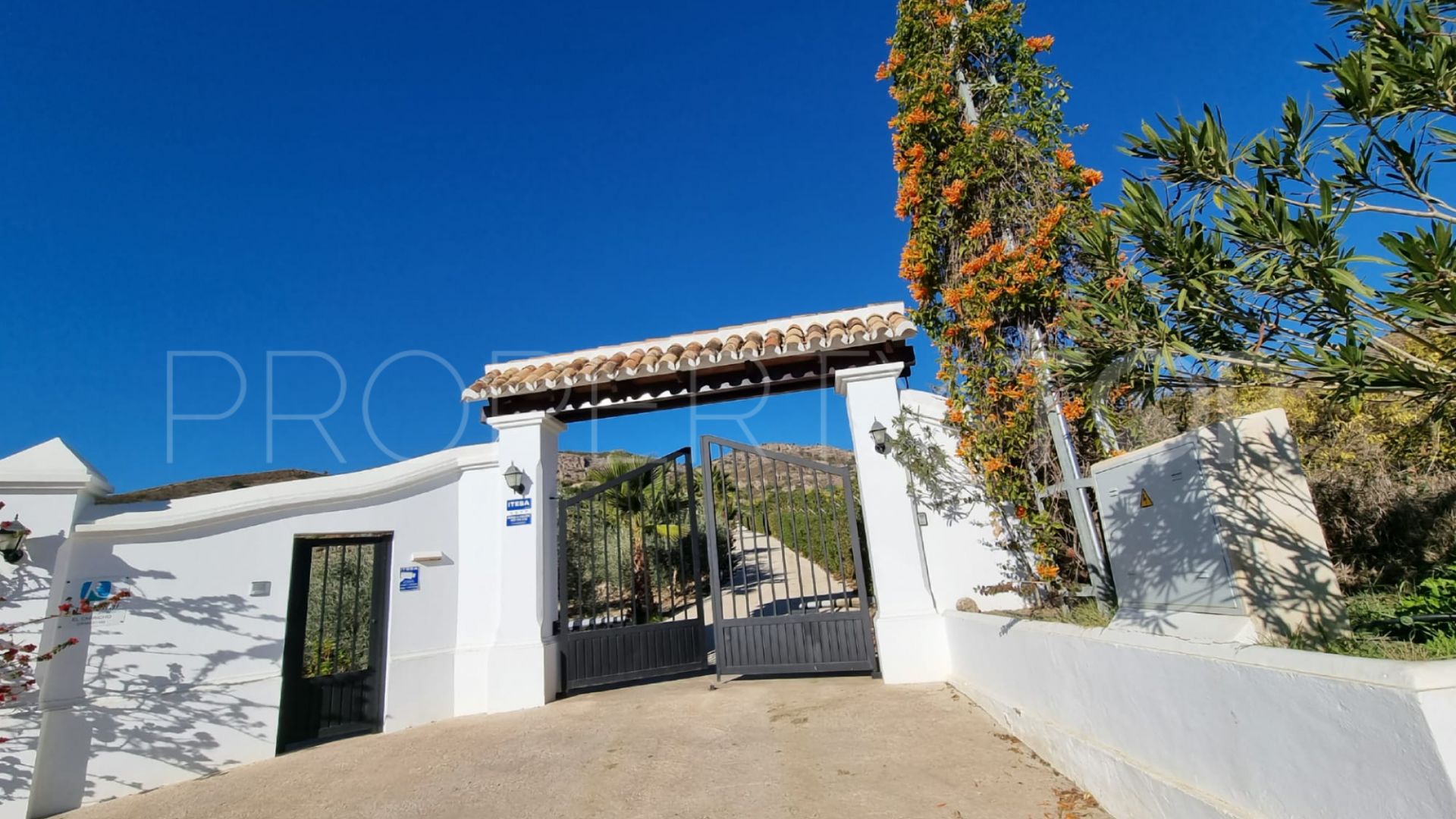 Alora 4 bedrooms finca for sale