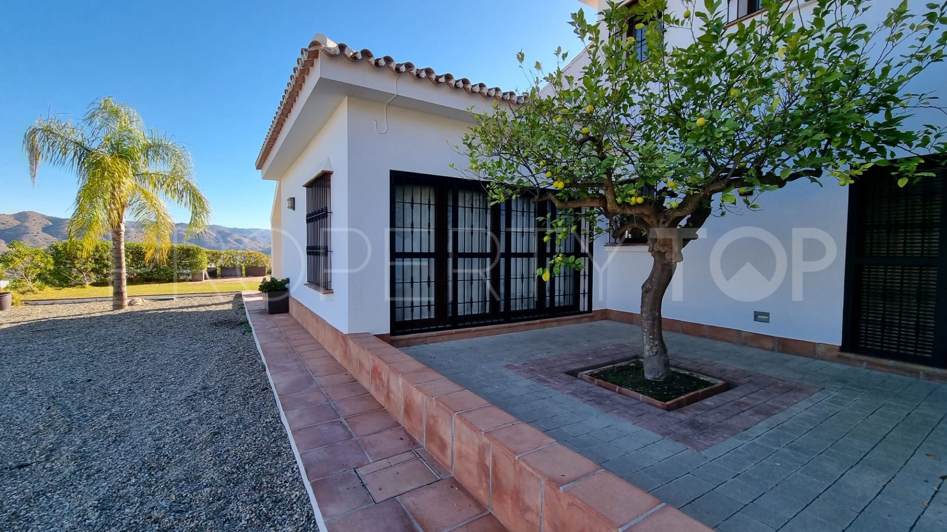 Alora 4 bedrooms finca for sale