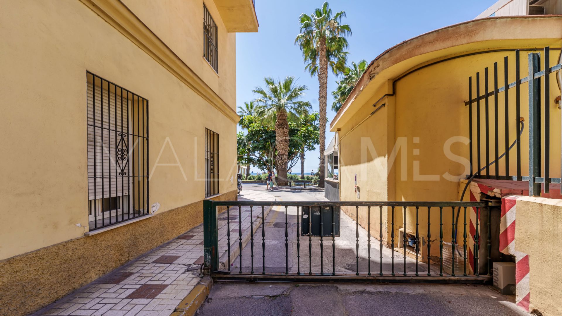 For sale La Malagueta - La Caleta apartment with 3 bedrooms