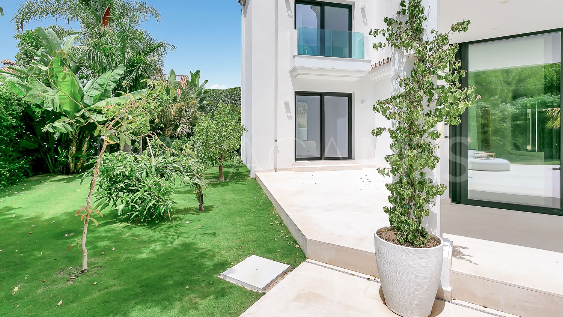 Villa for sale in Parcelas del Golf