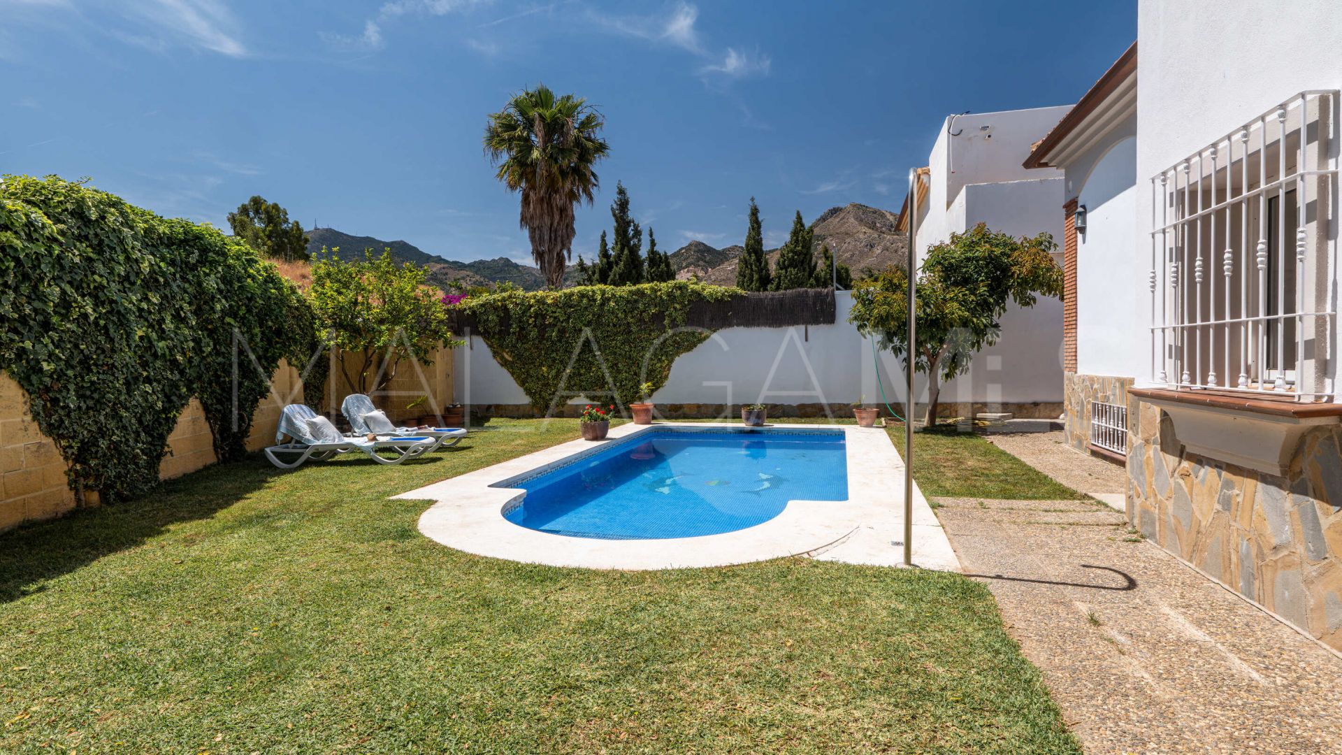 Villa for sale in Torrequebrada