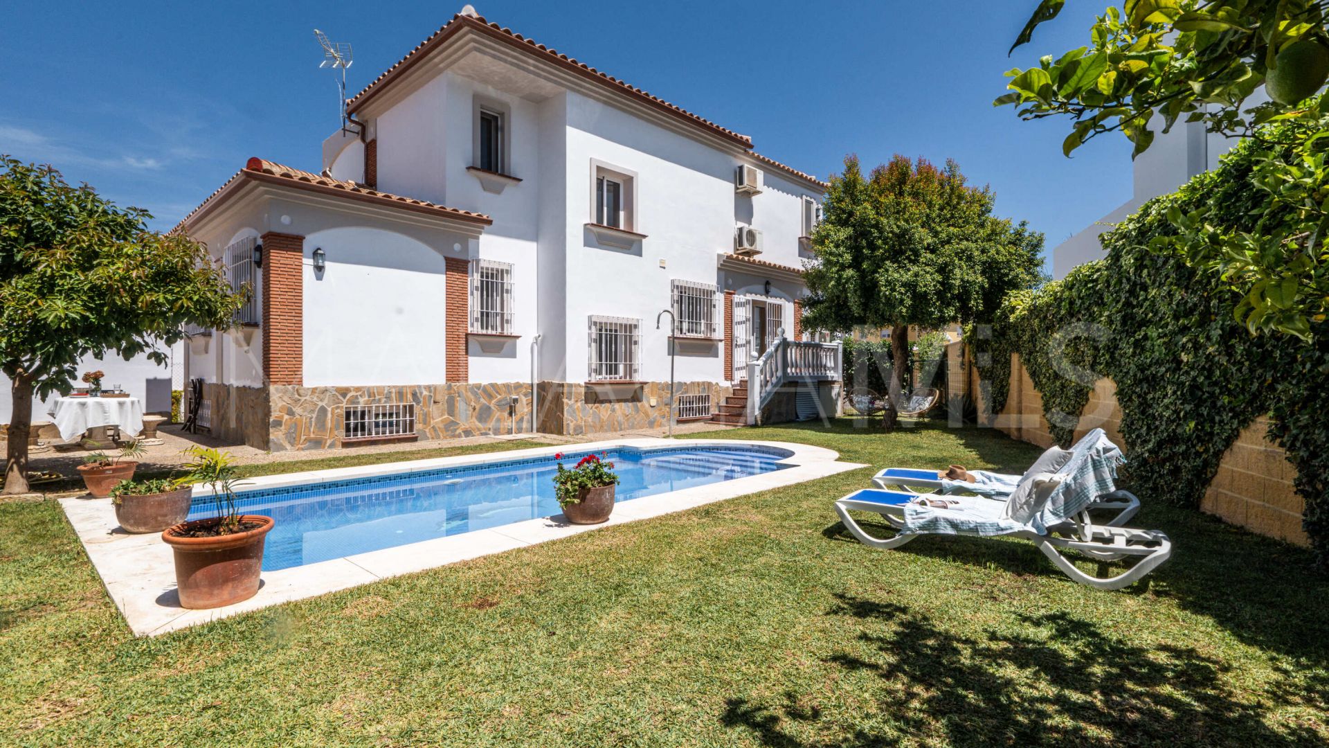 Villa for sale in Torrequebrada