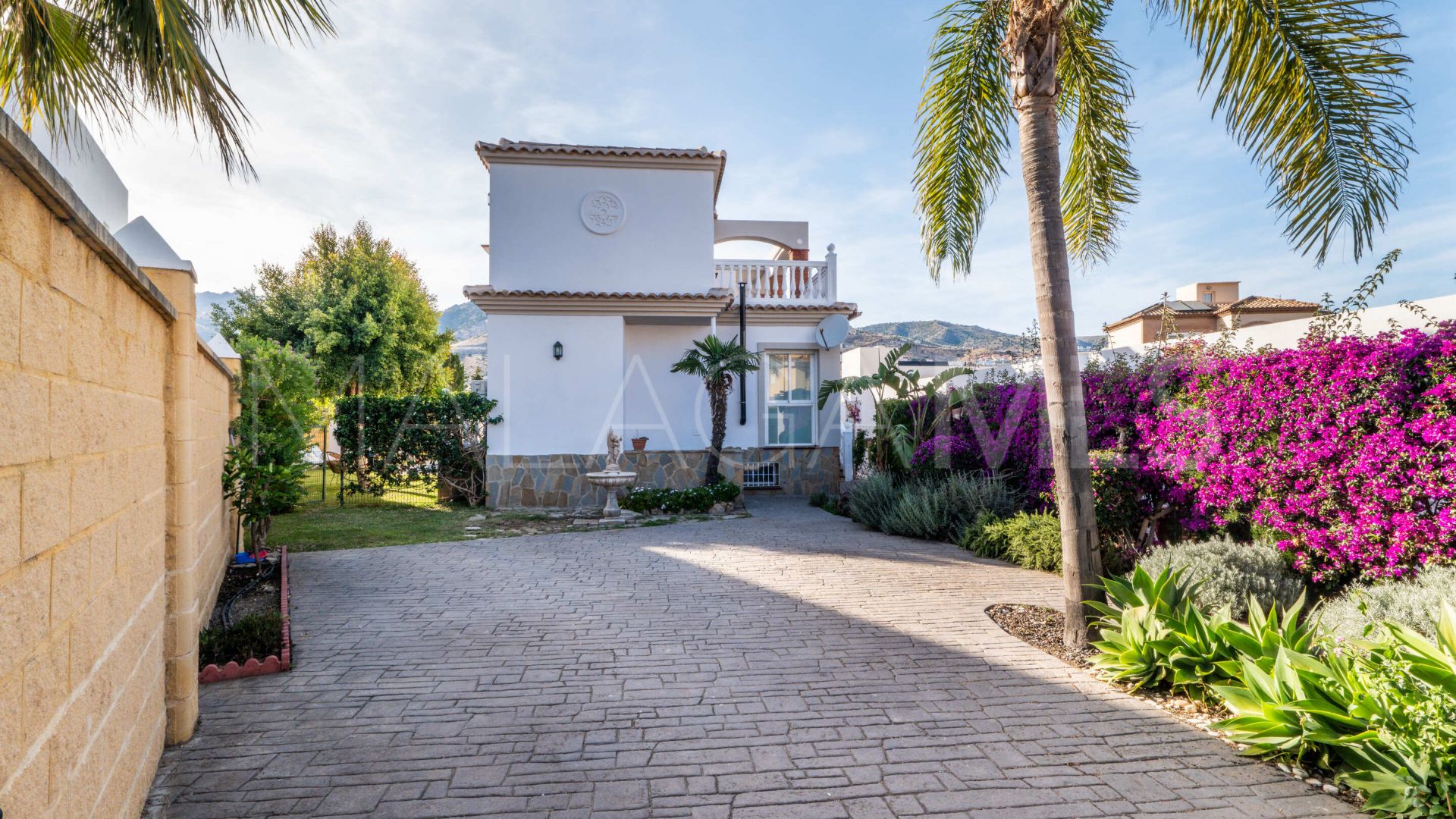 Villa for sale in Torrequebrada