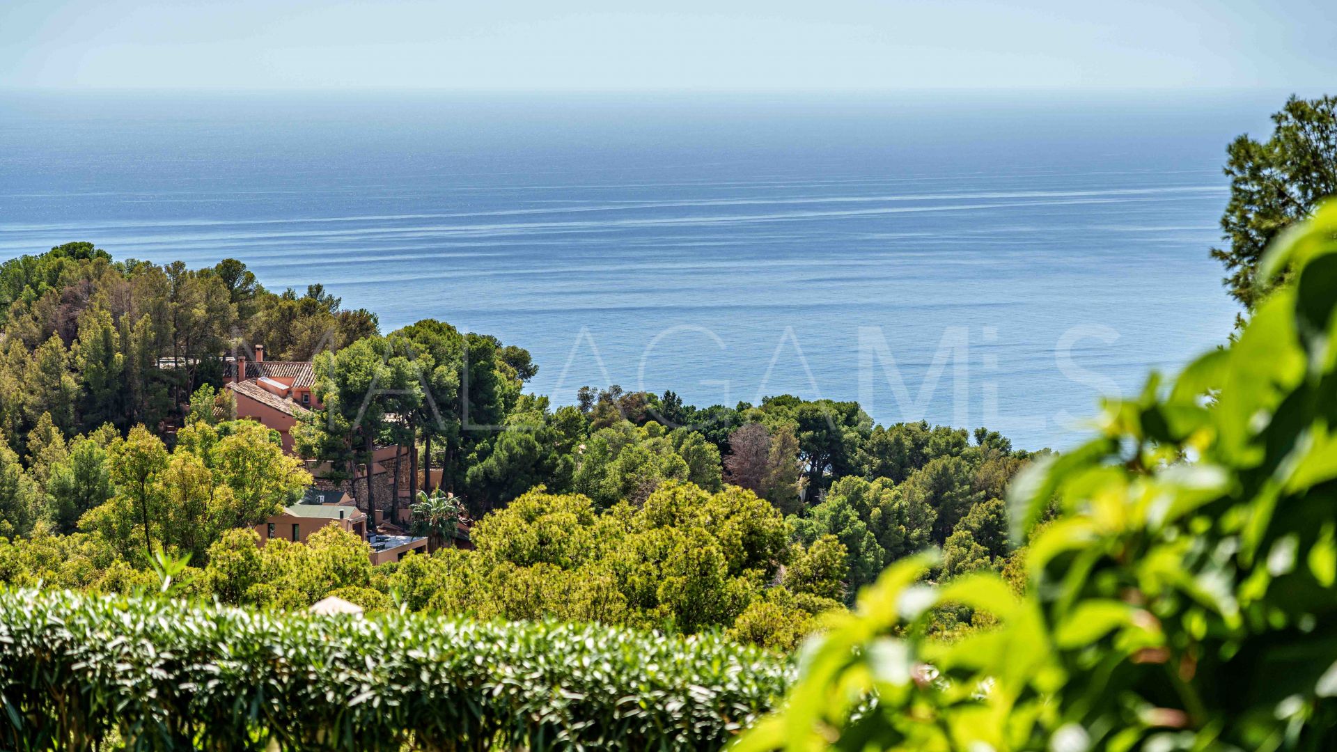 For sale Pinares de San Antón villa