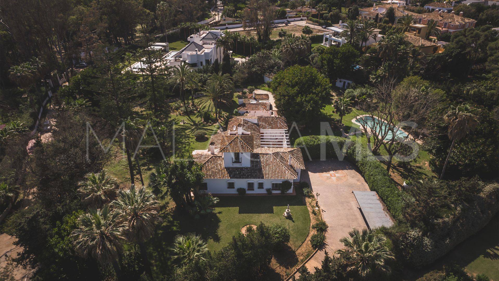 Plot for sale in Guadalmina Baja