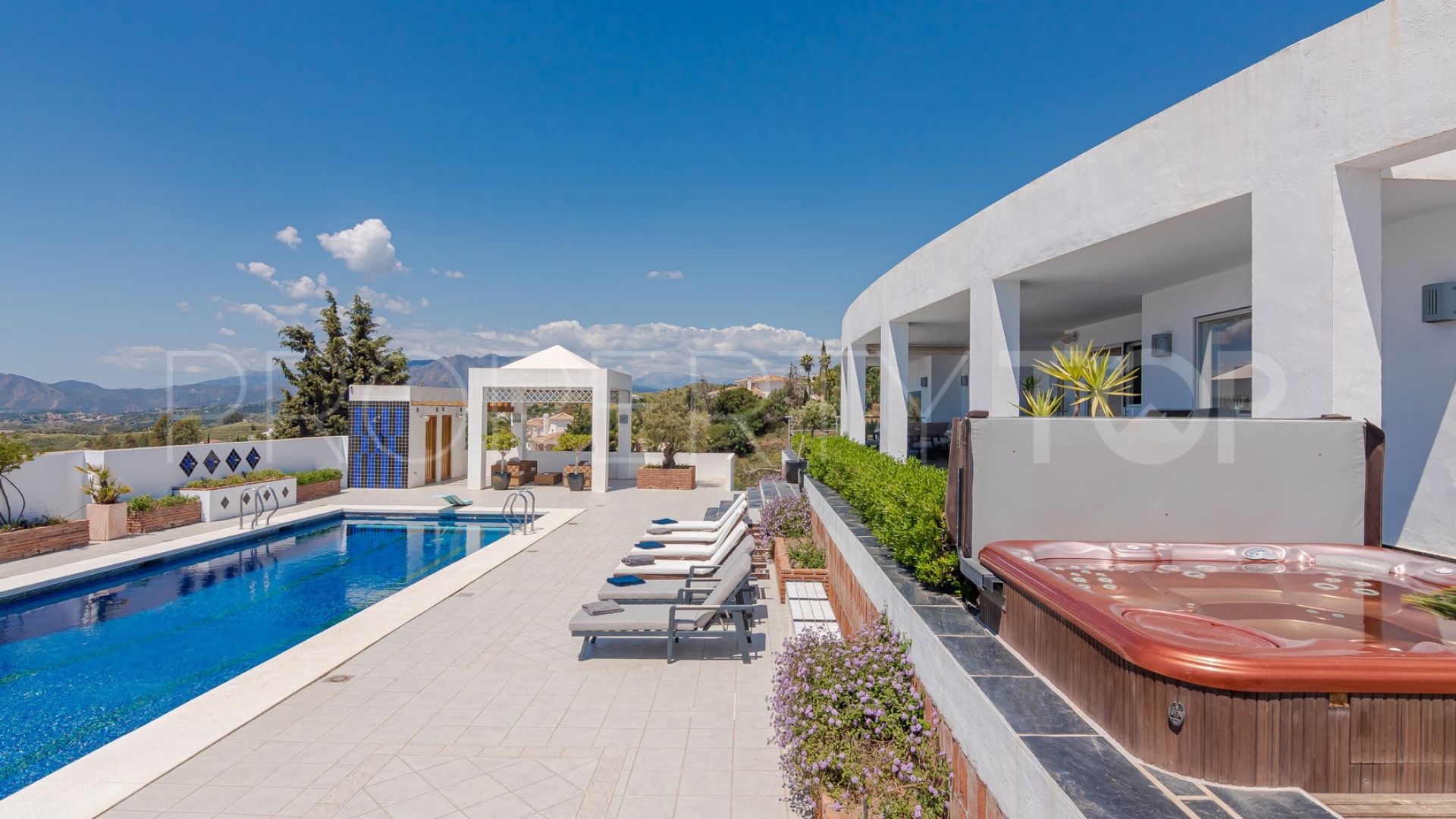 For sale villa with 5 bedrooms in La Alqueria