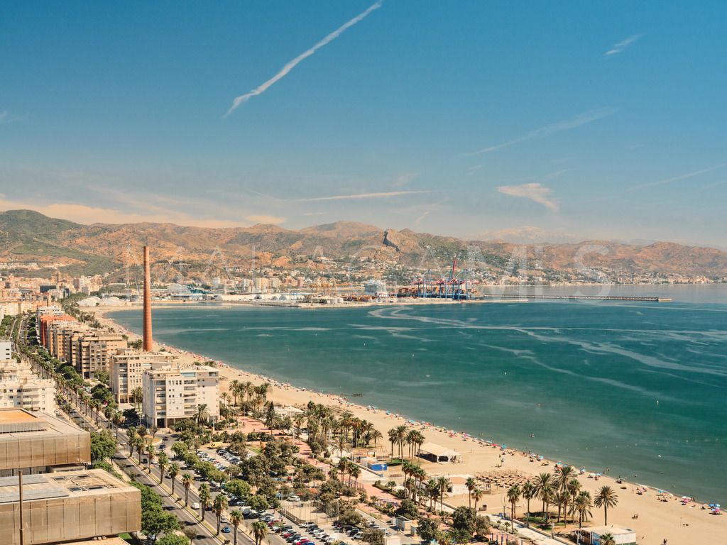 Atico duplex de 4 bedrooms for sale in Malaga