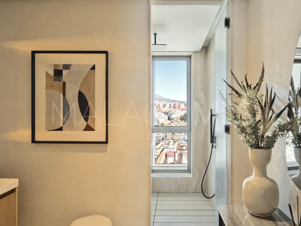 Atico duplex de 4 bedrooms for sale in Malaga