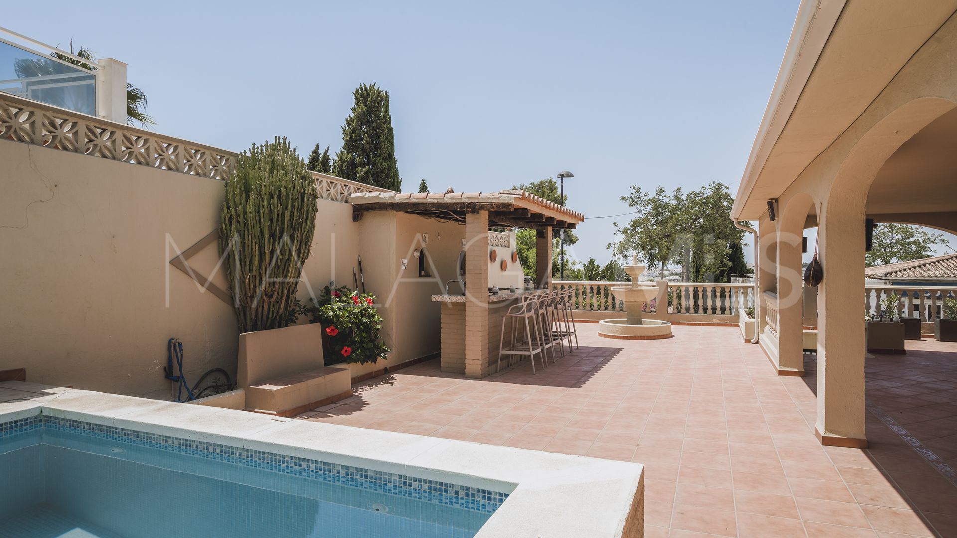 Villa for sale in La Campana