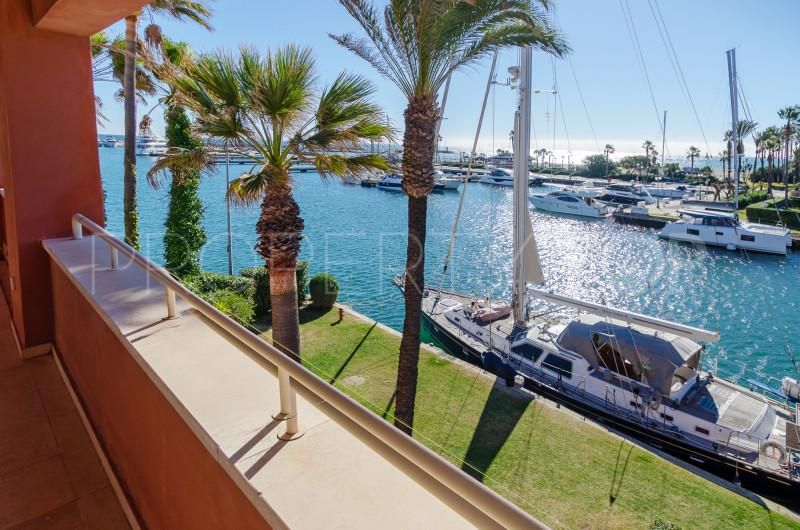 Frontline beach property for sale in Ribera del Arlequin, Marina de