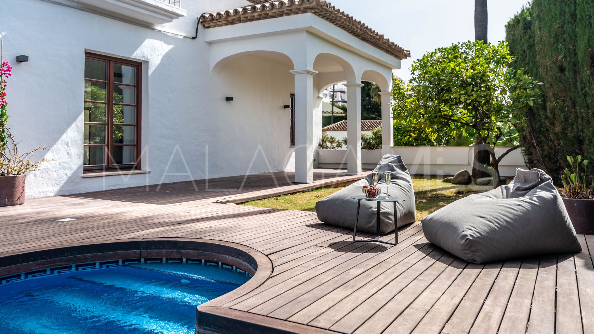 For sale Nueva Andalucia villa with 3 bedrooms