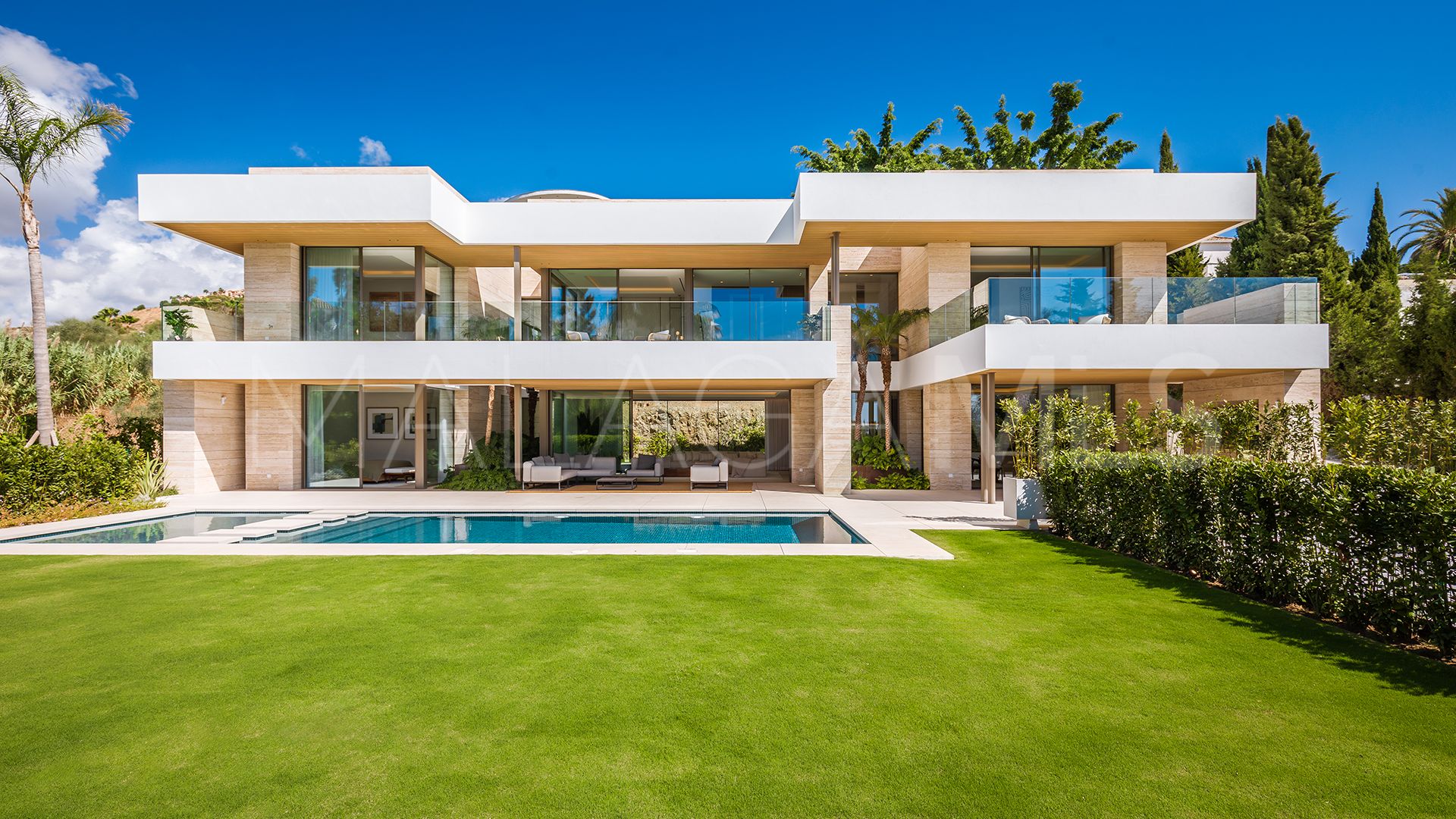 For sale villa with 5 bedrooms in Paraiso Alto