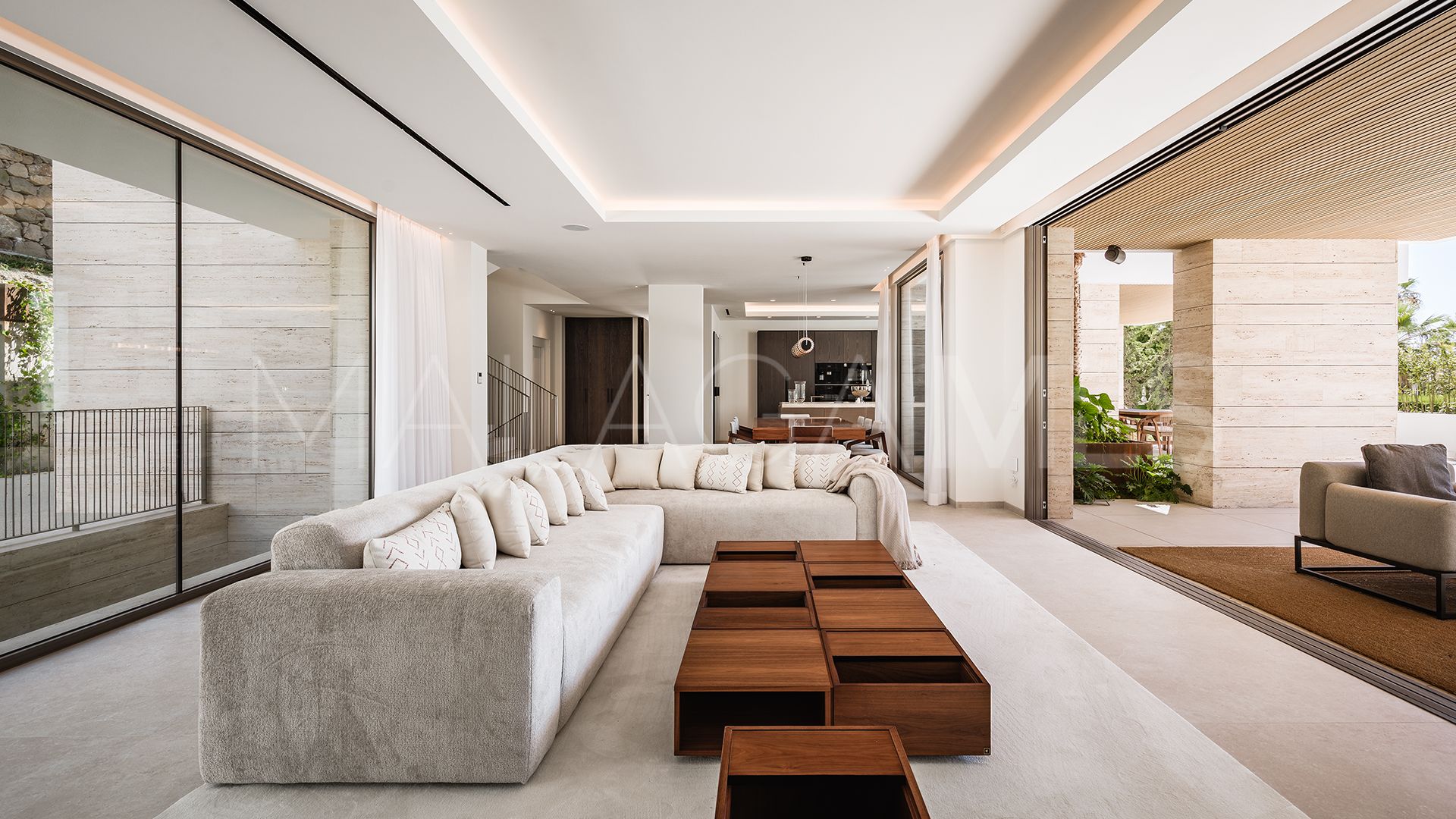 For sale villa with 5 bedrooms in Paraiso Alto