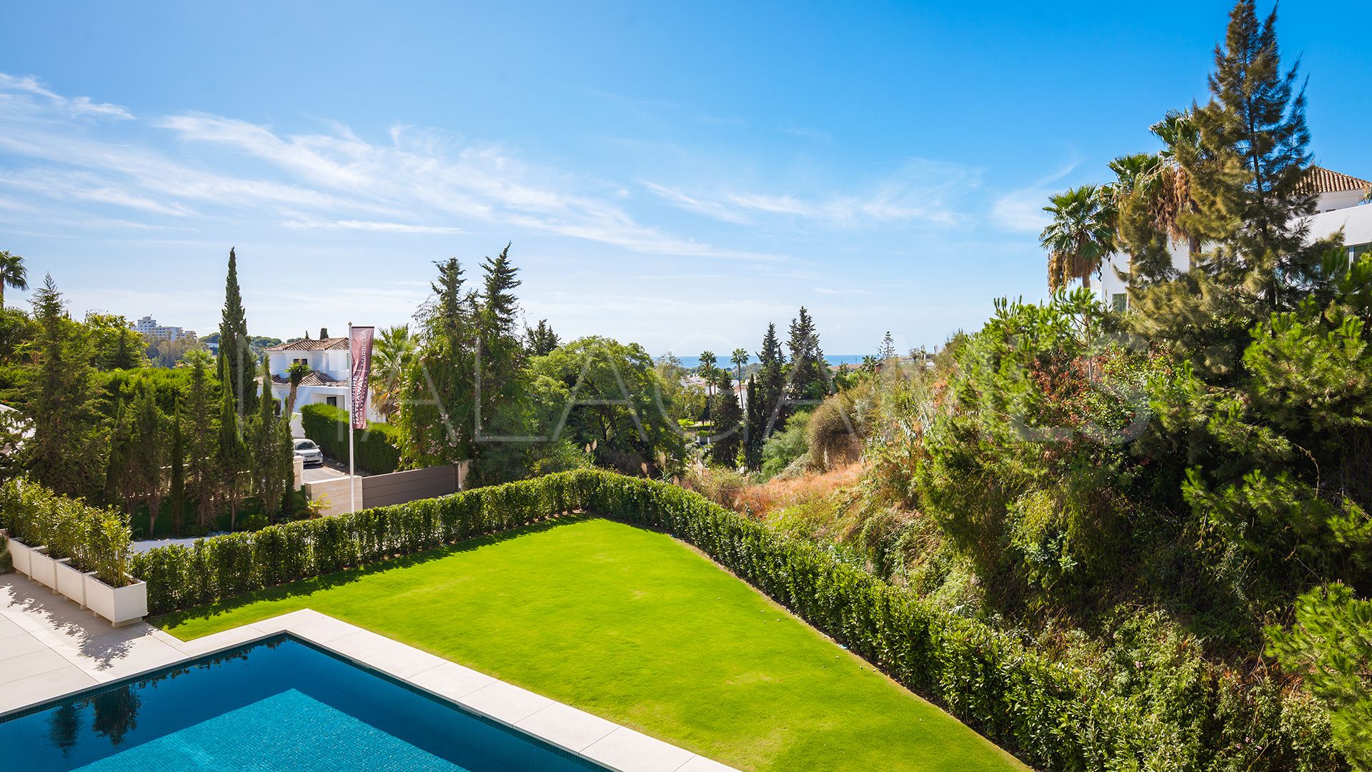 For sale villa with 5 bedrooms in Paraiso Alto