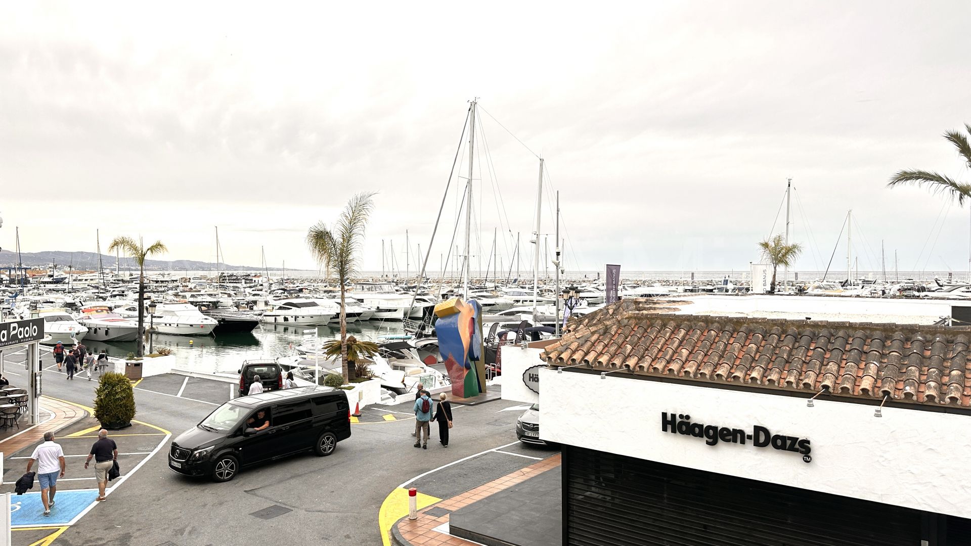 Lägenhet for sale in Marbella - Puerto Banus