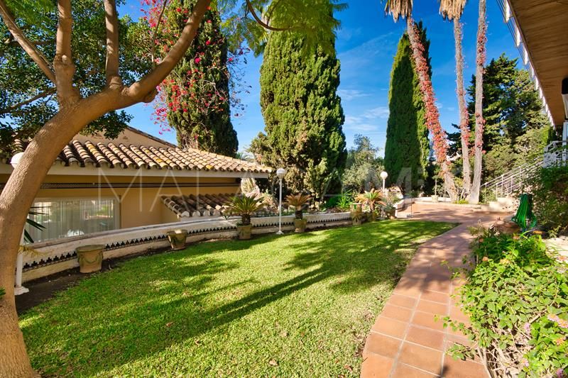 Villa de 9 bedrooms a la venta in Rincón de la Victoria