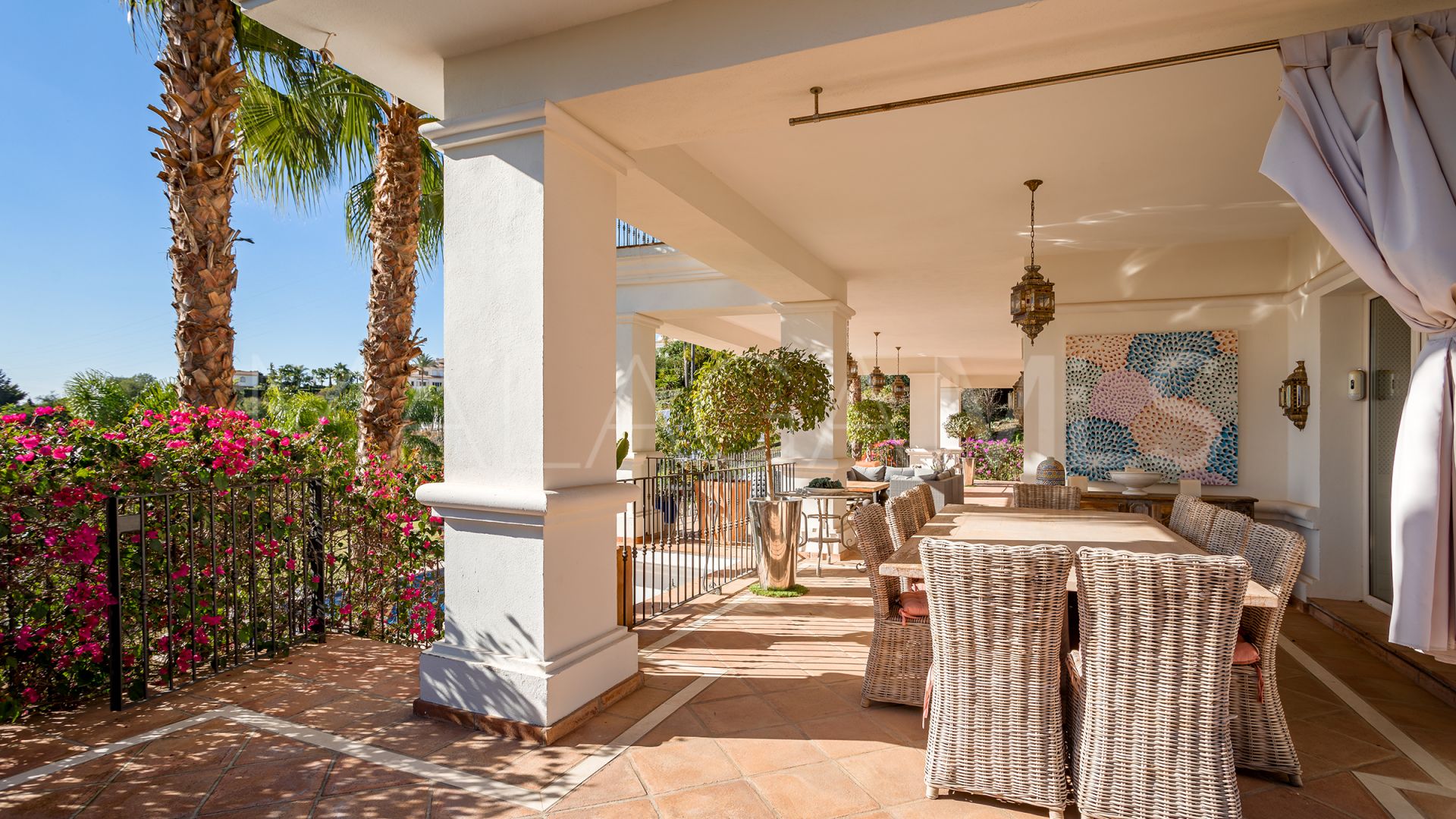 Villa for sale in Marbella Hill Club