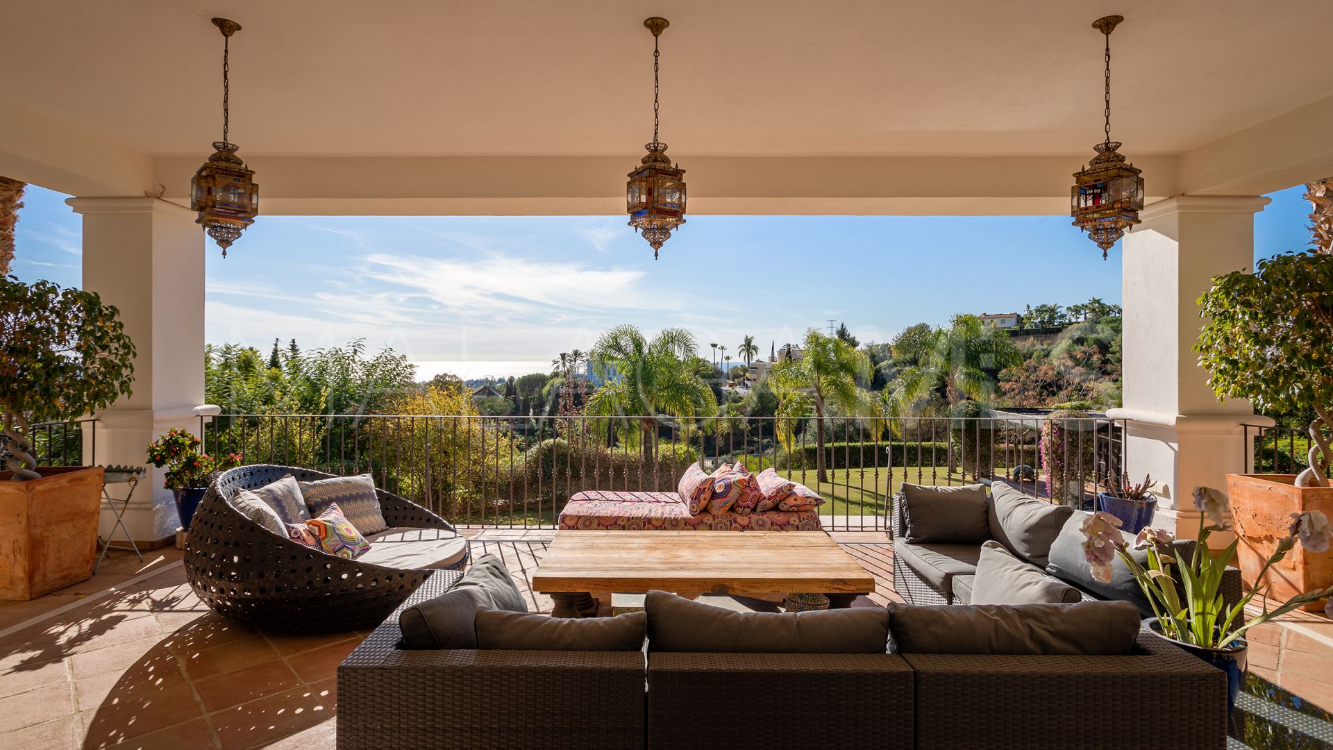 Villa for sale in Marbella Hill Club