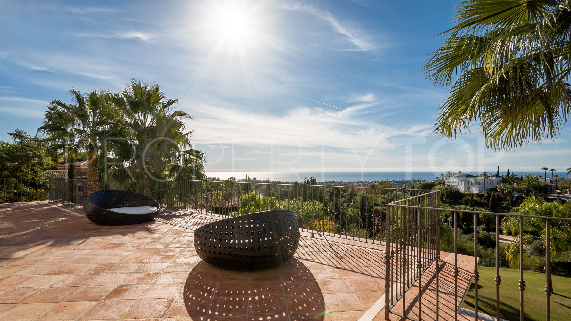 For sale villa in Marbella Hill Club with 7 bedrooms