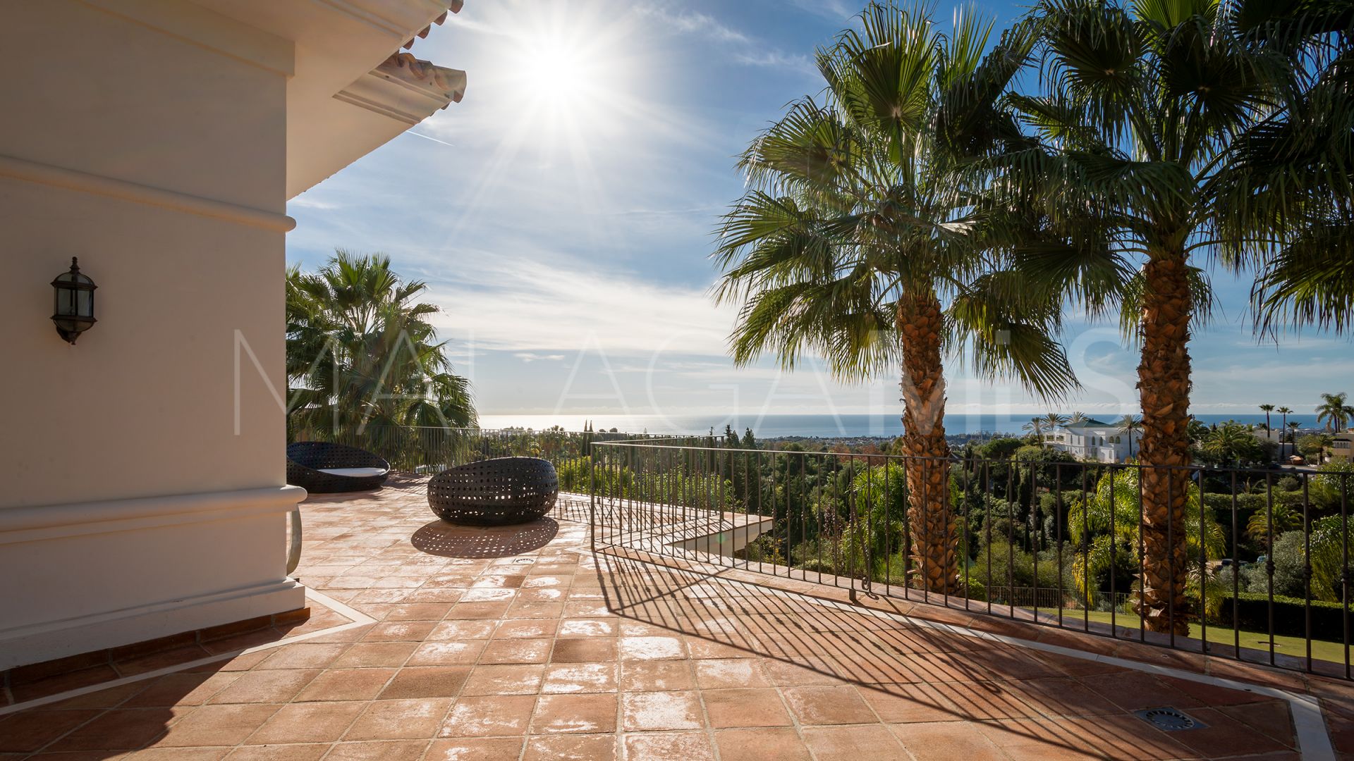 Villa for sale in Marbella Hill Club