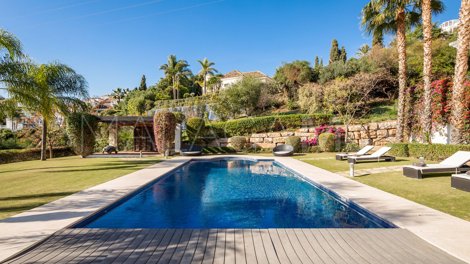 Villa for sale in Marbella Hill Club