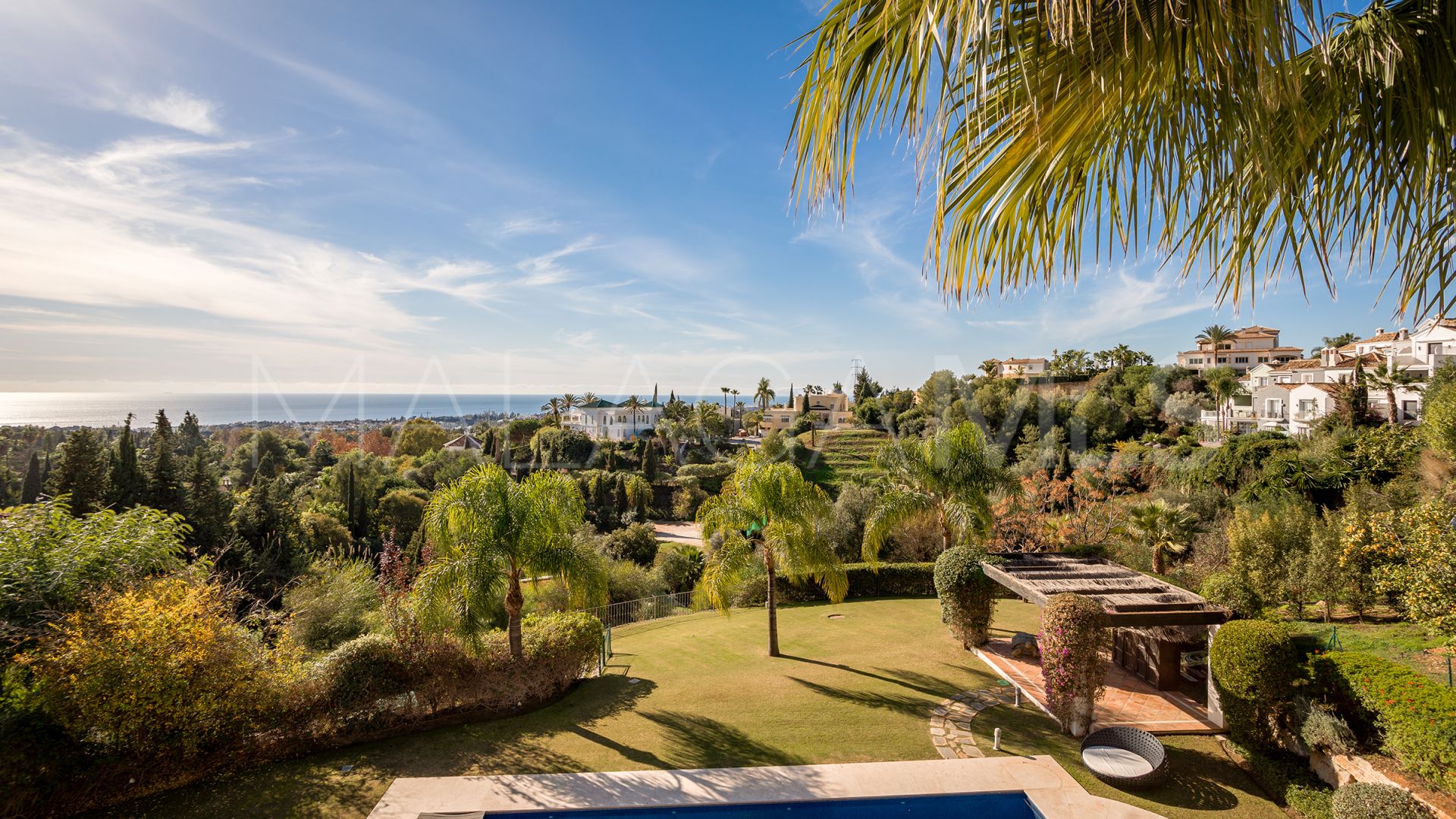 Villa for sale in Marbella Hill Club