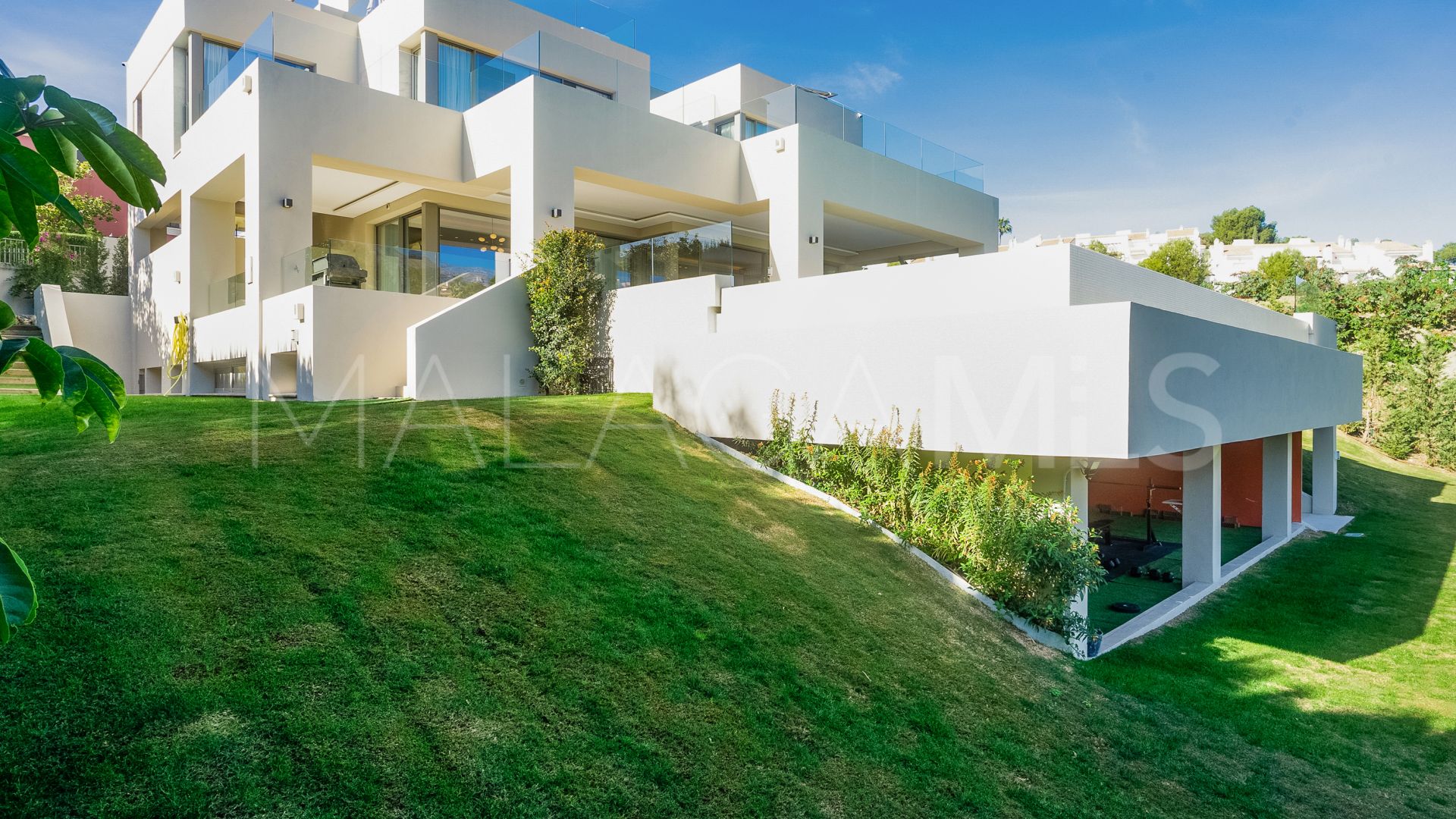 Villa for sale in Haza del Conde