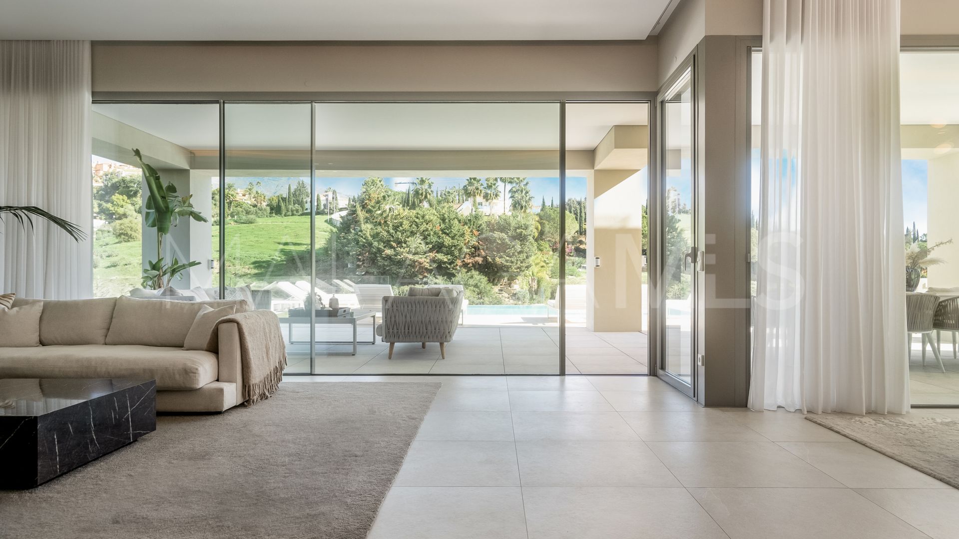 Villa for sale in Haza del Conde