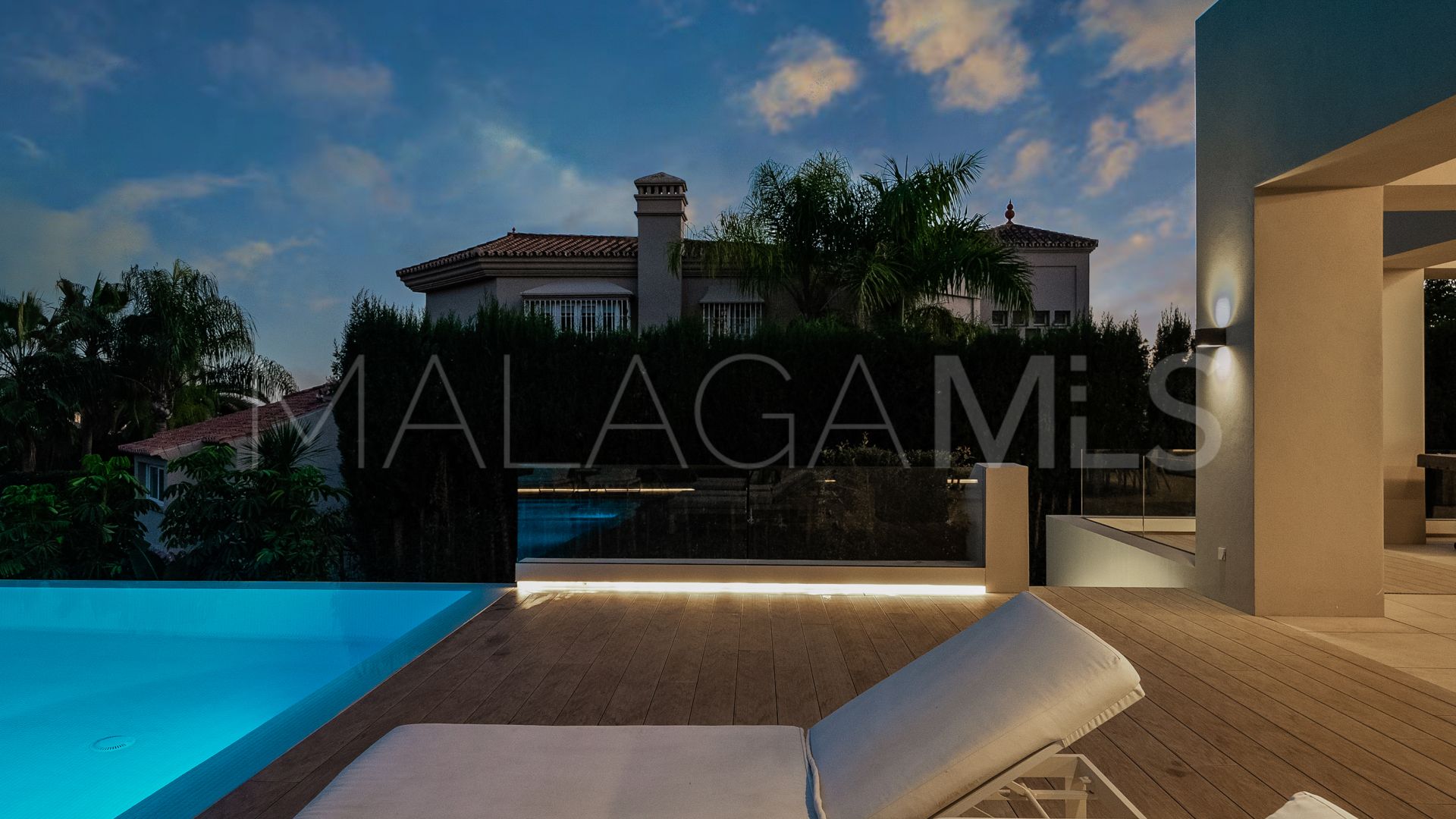 Villa for sale in Haza del Conde