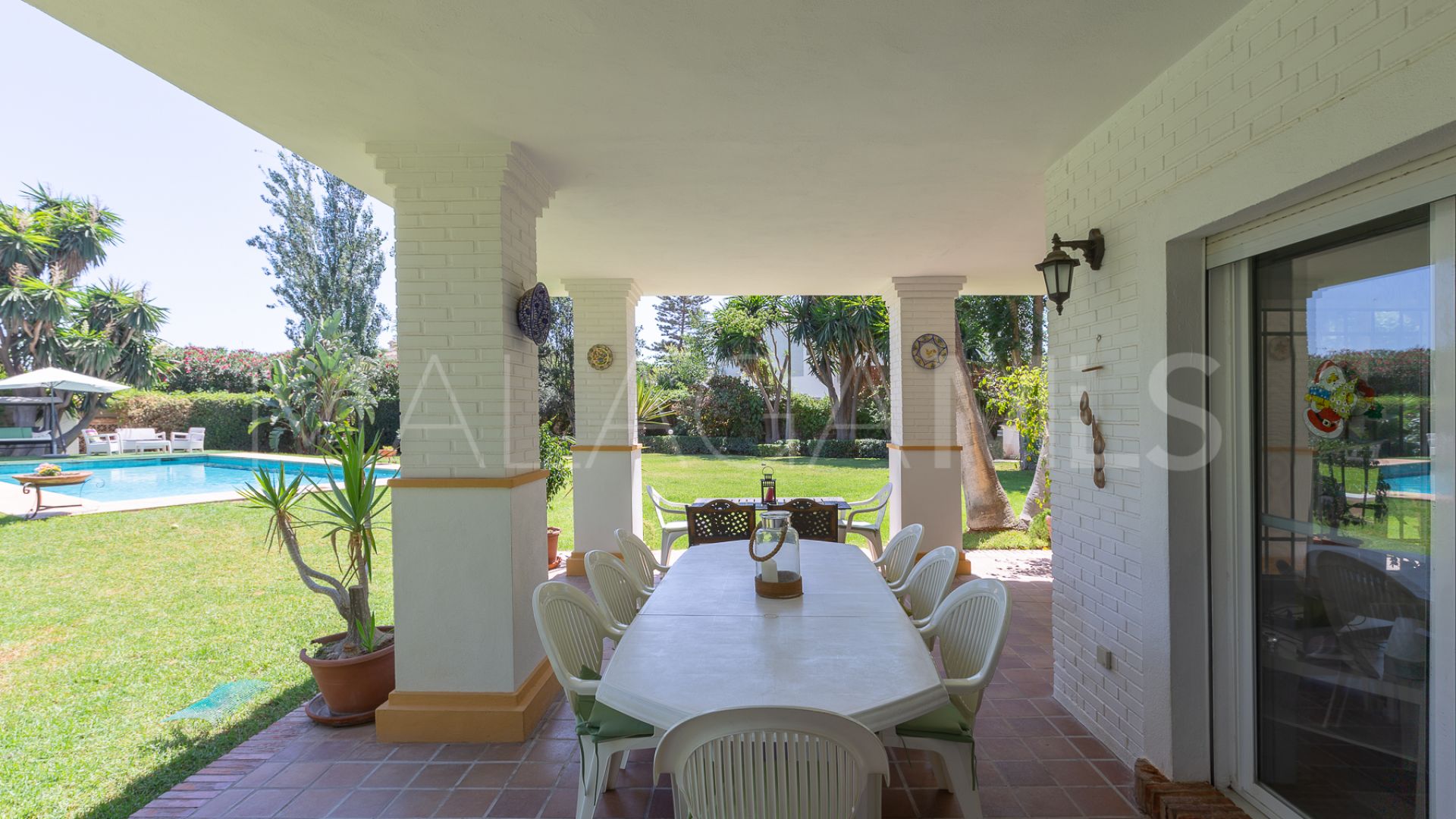 Villa for sale in Guadalmar