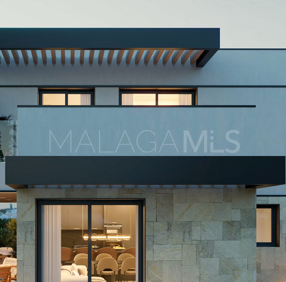 Se vende villa in New Golden Mile de 4 bedrooms