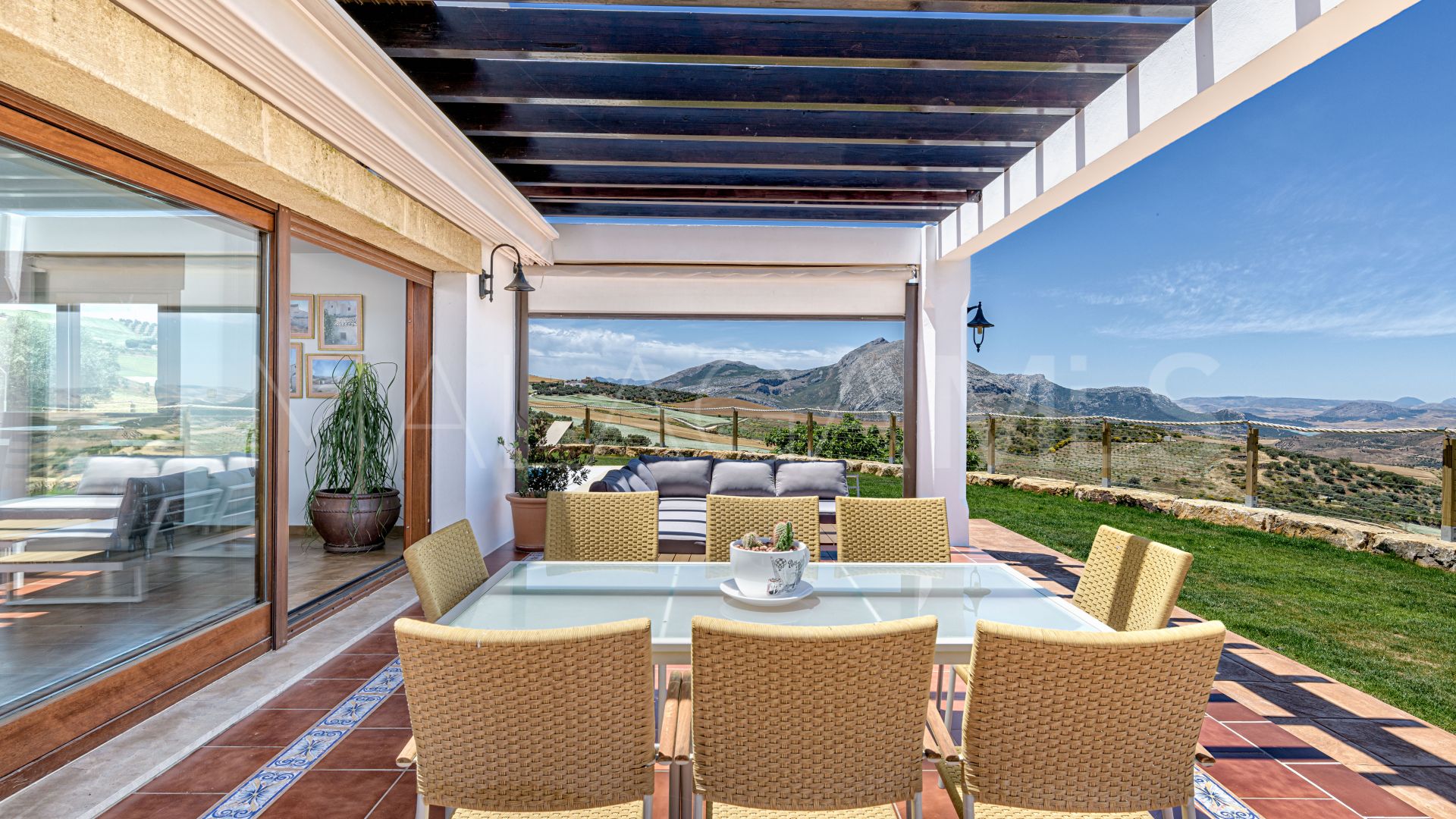 Finca for sale in Antequera