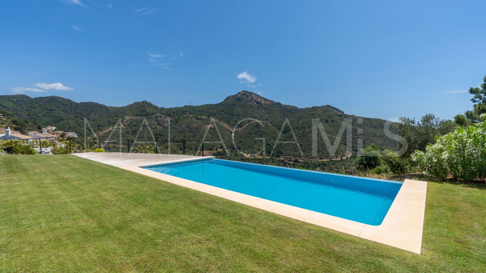 Villa for sale in Monte Mayor
