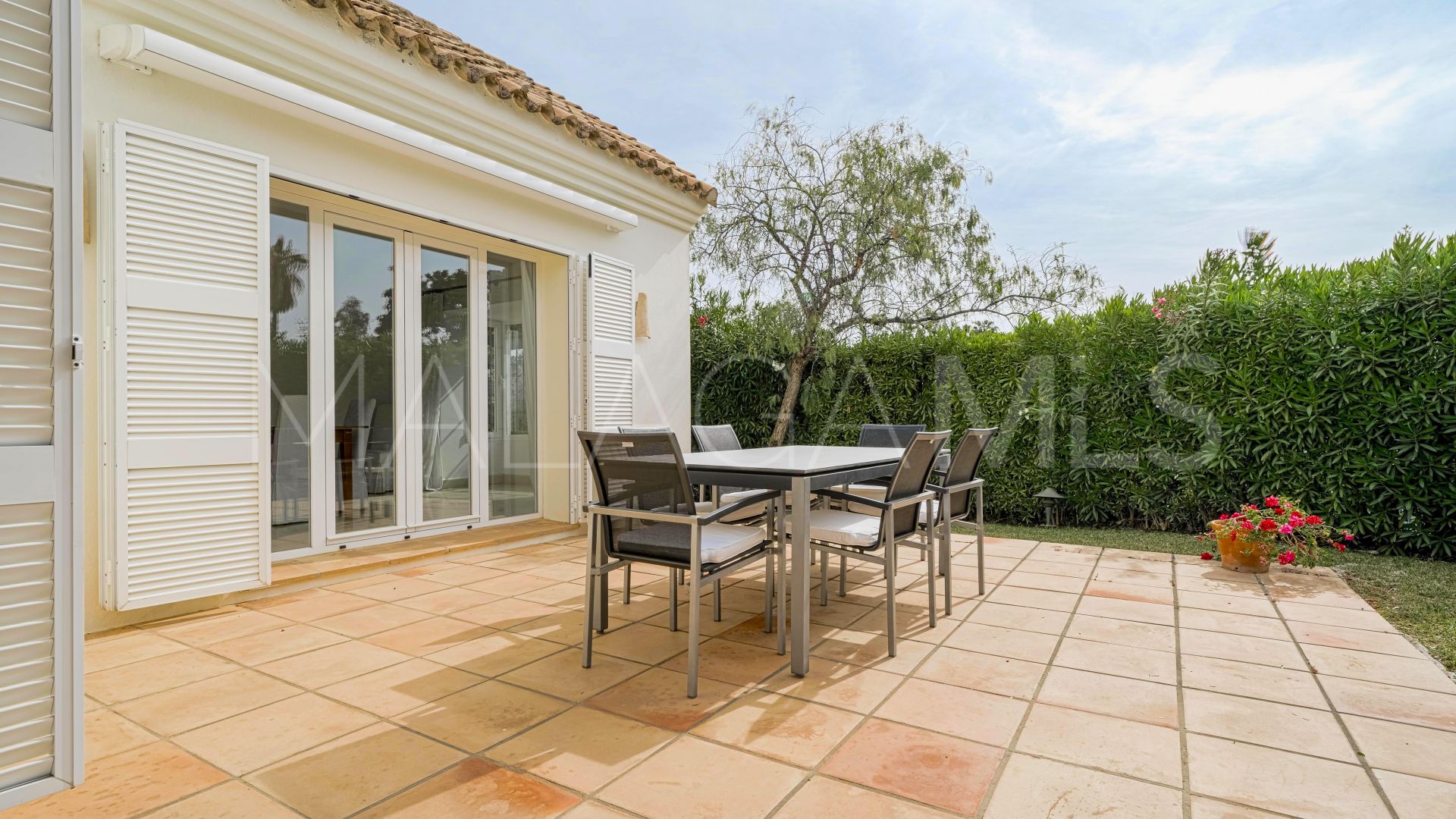 Villa for sale in Cascada de Camojan with 4 bedrooms