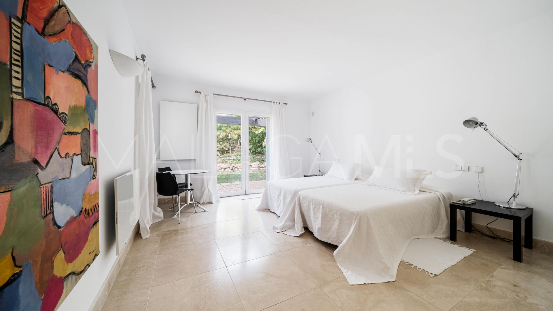 Villa for sale in Cascada de Camojan with 4 bedrooms