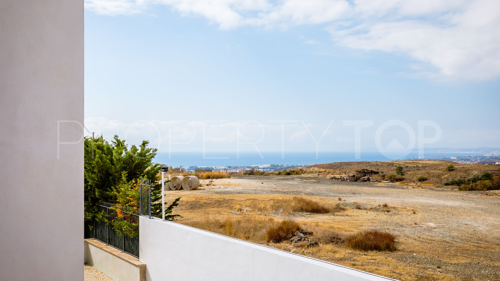 La Alqueria 3 bedrooms semi detached villa for sale