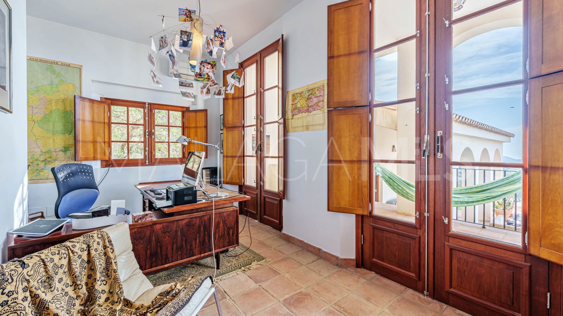 Villa for sale in Alcaucin