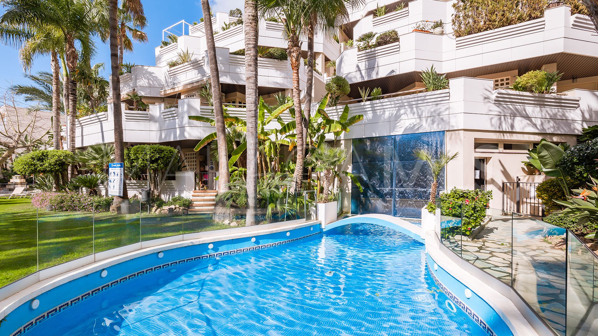 Fuente Aloha, Ático de 3 bedrooms a la venta